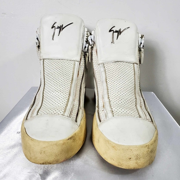Vintage Giuseppe Zanotti white Croc embossed leather sneakers - Picture 5 of 14